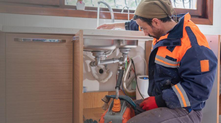 Expert burst pipe repair services in Groves, TX